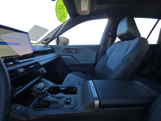 Used 2026 Toyota RAV4 AWD Plug-in Hybrid image 11