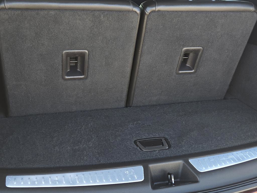 Used 2023 Cadillac XT6 Premium Luxury AWD/4WD image 9