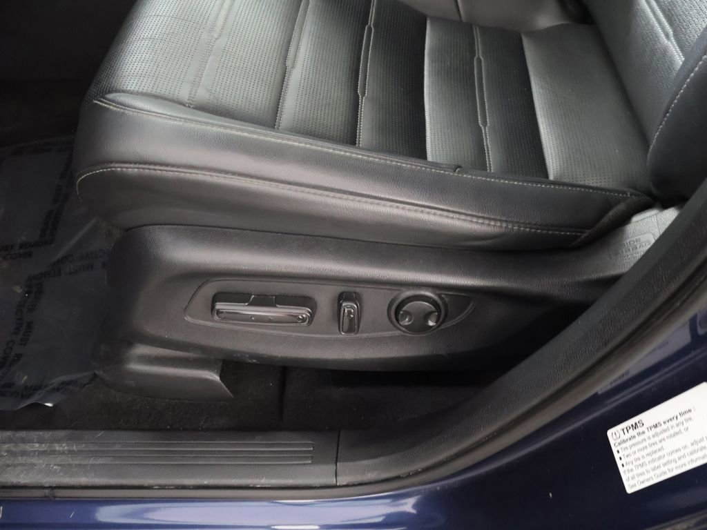 Used 2024 Honda CR-V EX-L image 32