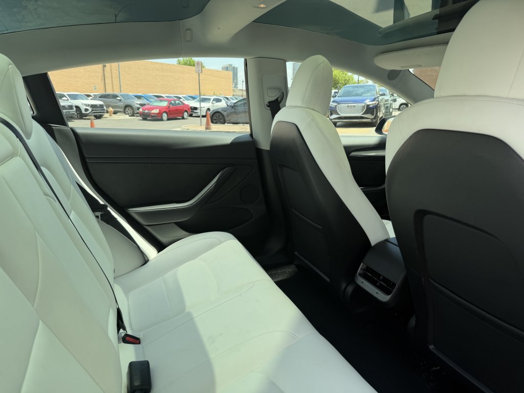 Used 2023 Tesla Model 3 Standard Range RWD image 40