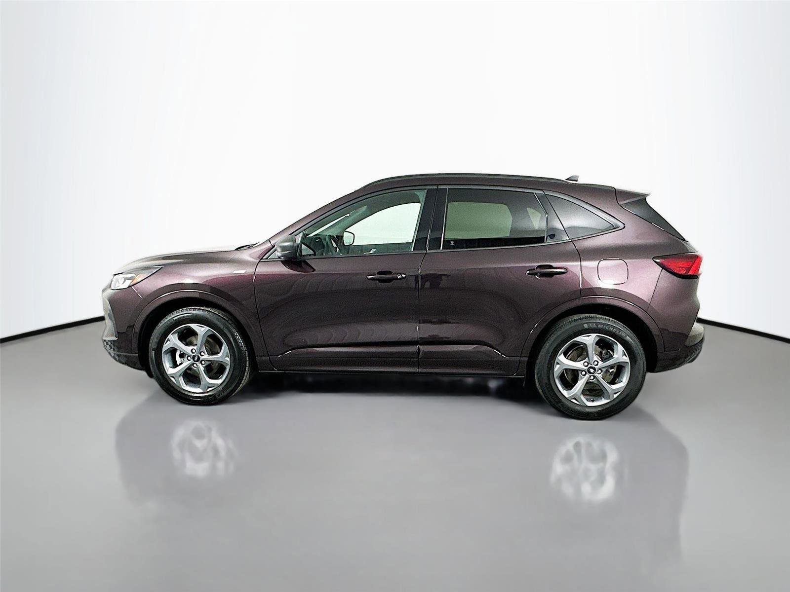 Used 2023 Ford Escape ST-Line w/ Tech Pack #1 image 8