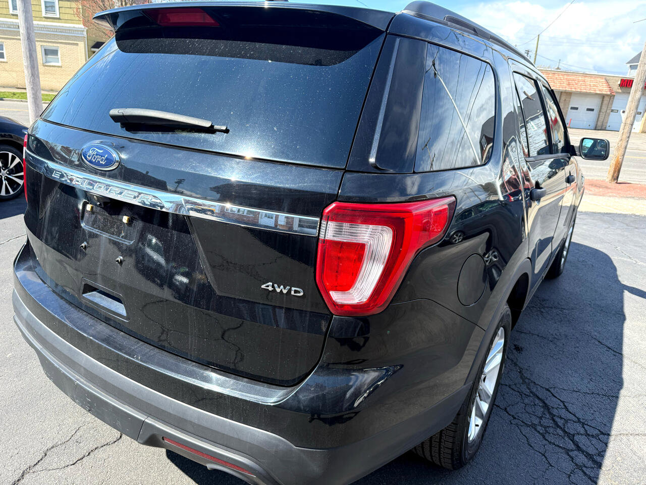 Used 2016 Ford Explorer 4WD image 11