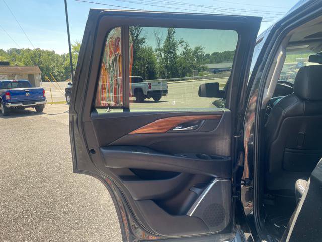 Used 2015 Cadillac Escalade Premium AWD/4WD image 22