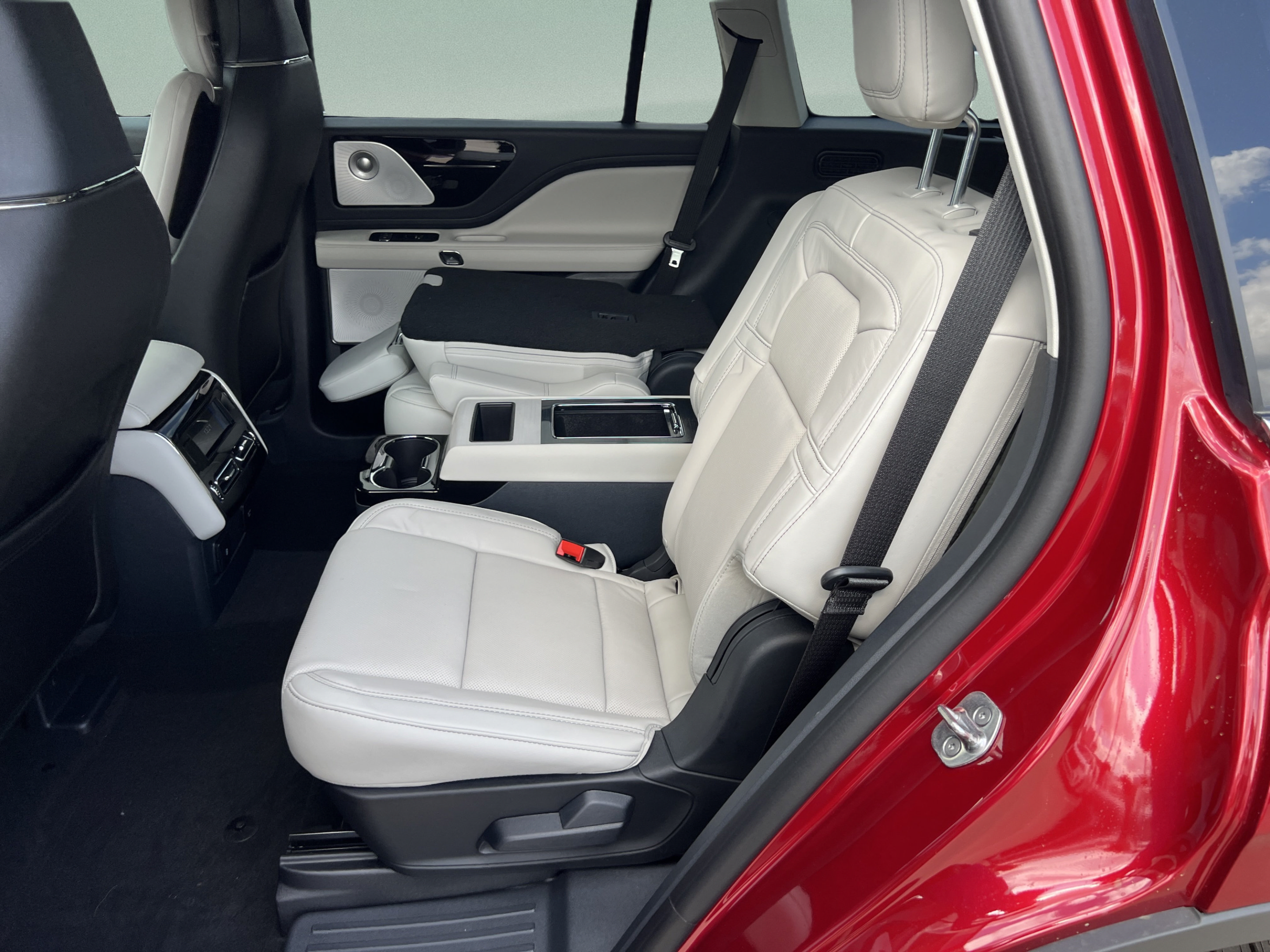 New 2027 Lincoln Aviator Reserve AWD/4WD image 19