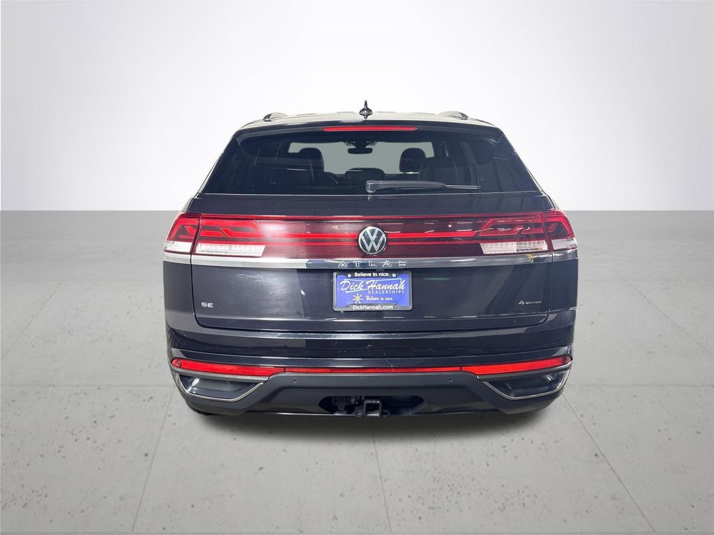Certified 2024 Volkswagen Atlas Cross Sport SE image 7