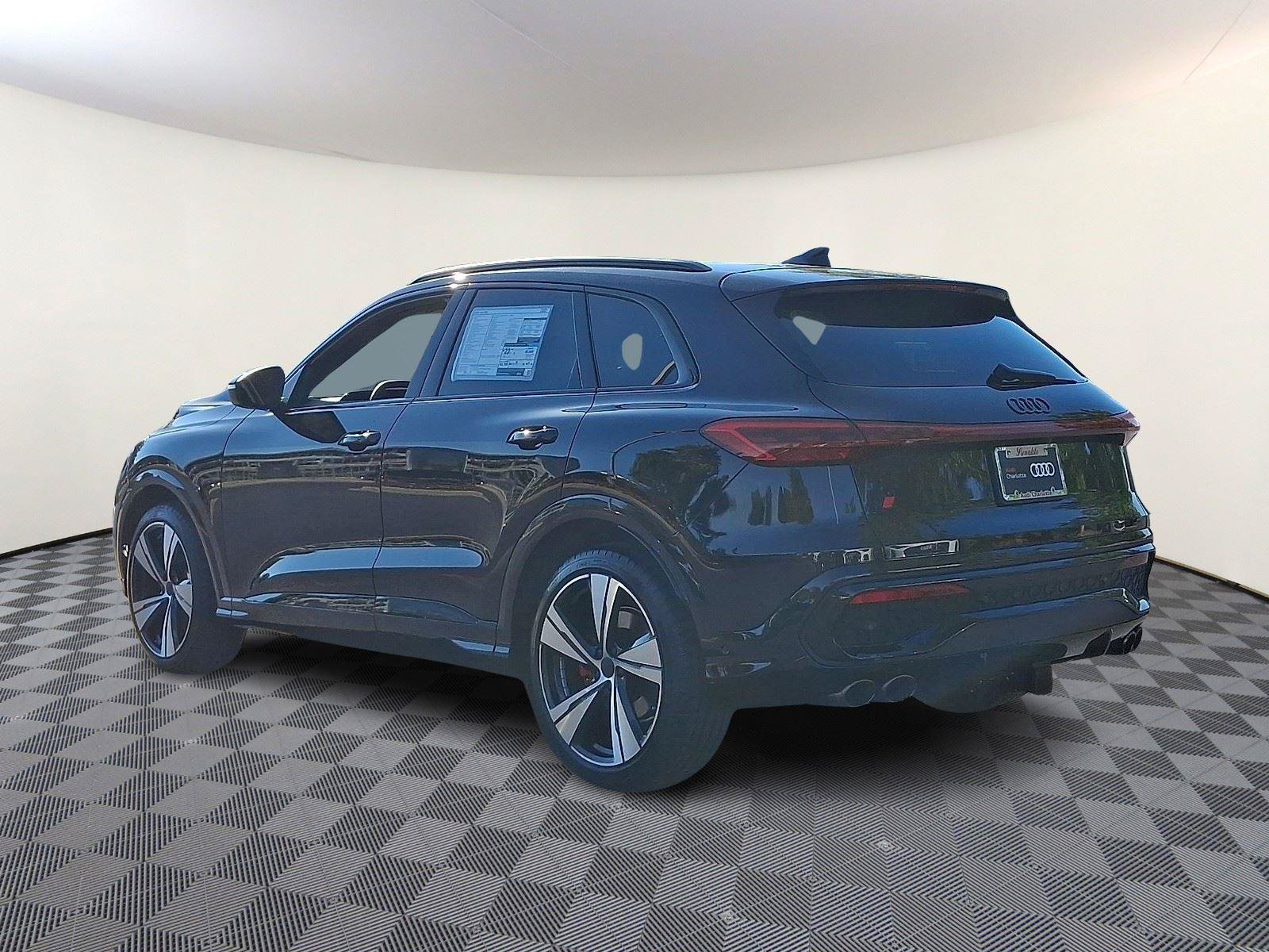 Used 2026 Audi SQ5 Premium Plus AWD/4WD image 4
