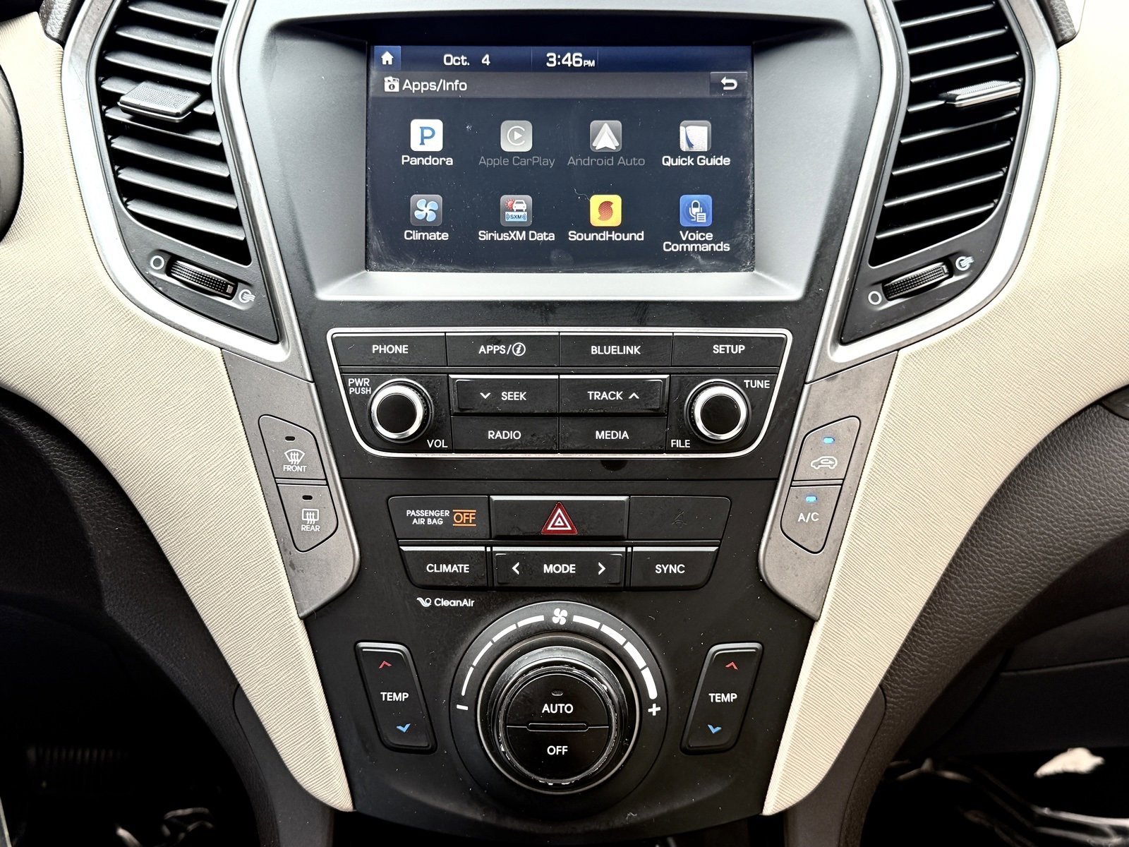 Used 2017 Hyundai Santa Fe Sport image 28