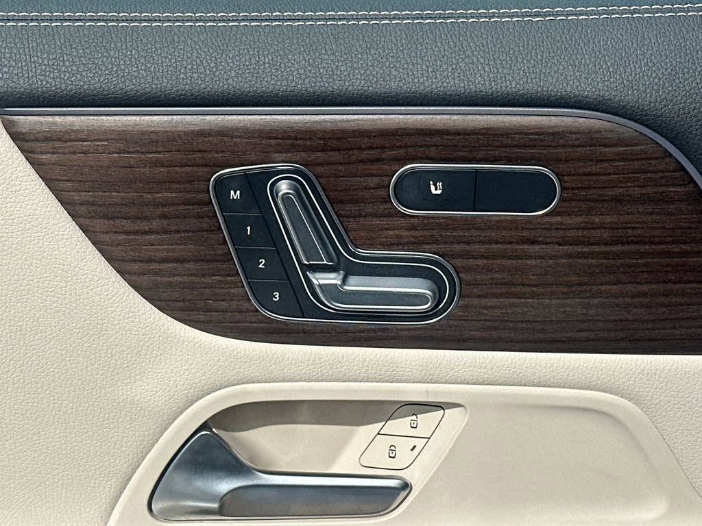 Certified 2026 Mercedes-Benz GLA 250 image 11