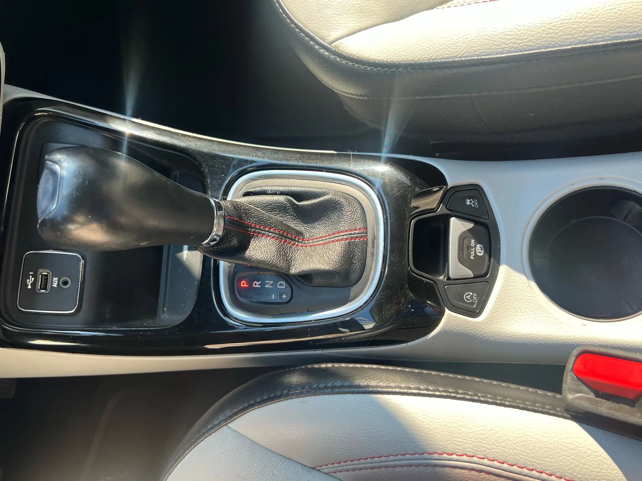 Used 2020 Jeep Compass Limited image 15