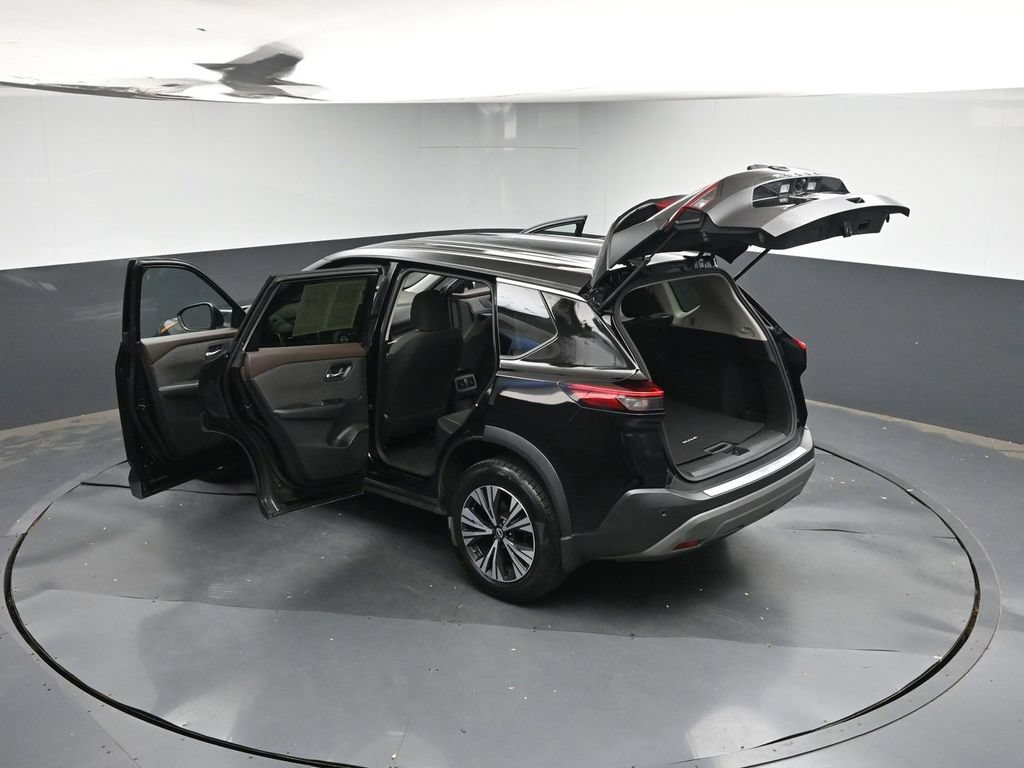 Used 2023 Nissan Rogue SV FWD image 44