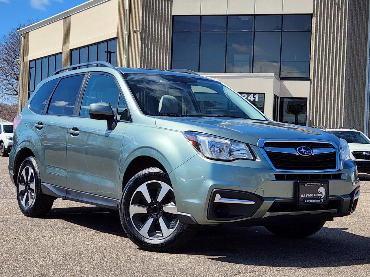 Used 2017 Subaru Forester 2.5i Premium AWD/4WD image 30