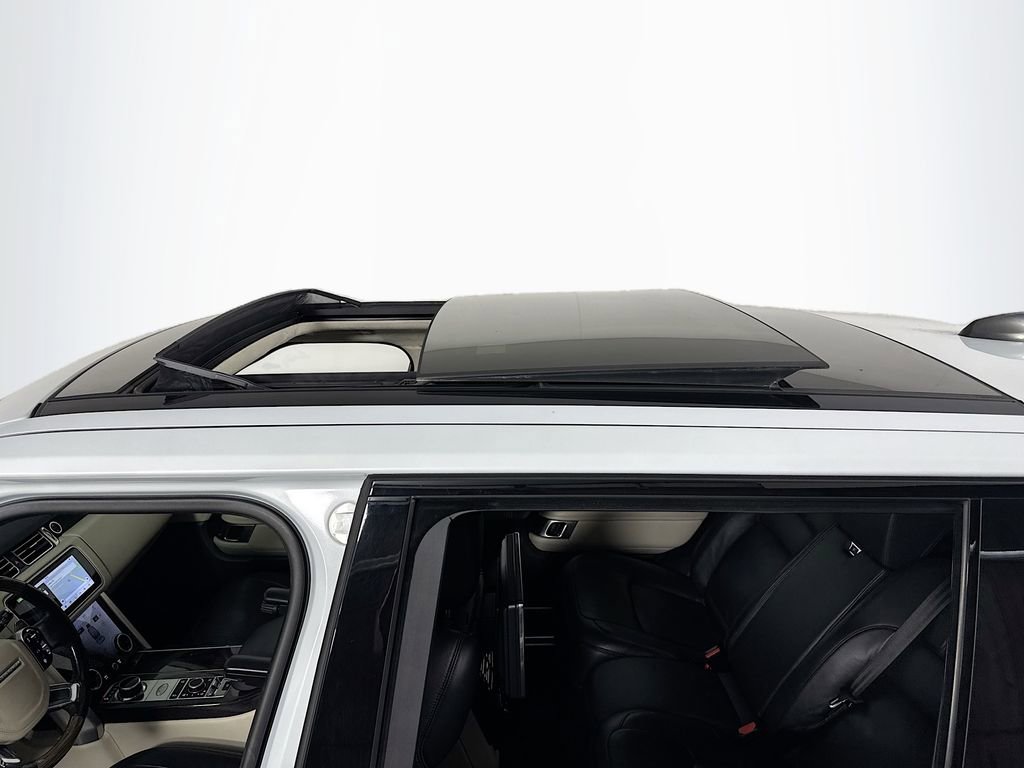 Used 2018 Land Rover Range Rover Long Wheelbase Autobiography image 28