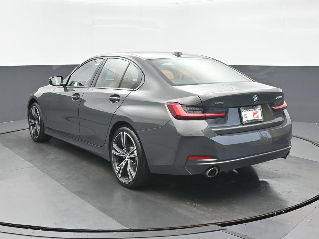 Used 2023 BMW 330i xDrive Sedan w/ Premium Package AWD/4WD image 5