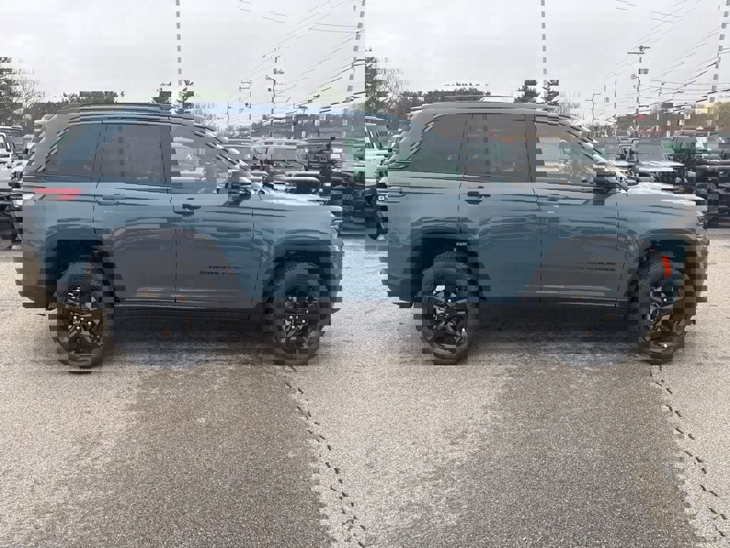 New 2026 Jeep Grand Cherokee Limited AWD/4WD image 6