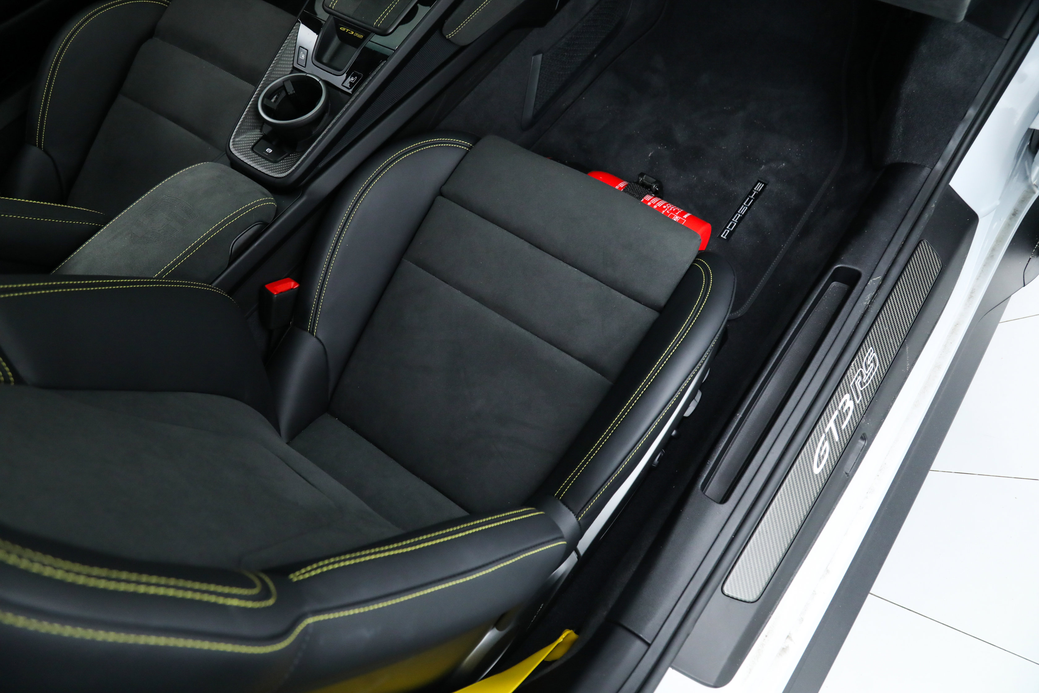 Used 2025 Porsche 911 GT3 RS image 21