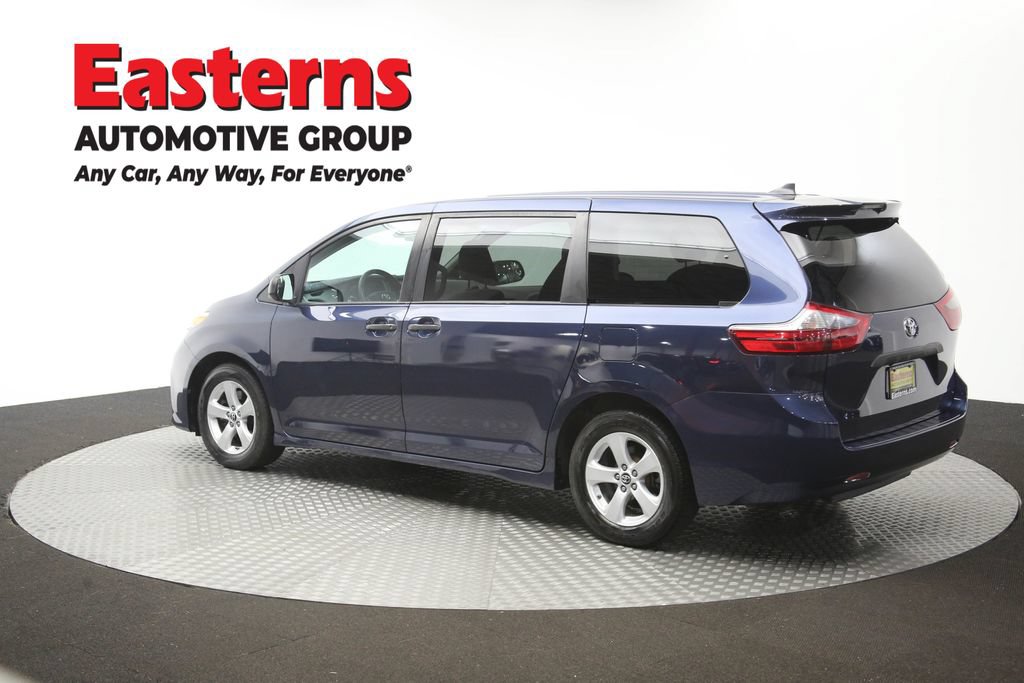 Used 2020 Toyota Sienna L FWD image 64