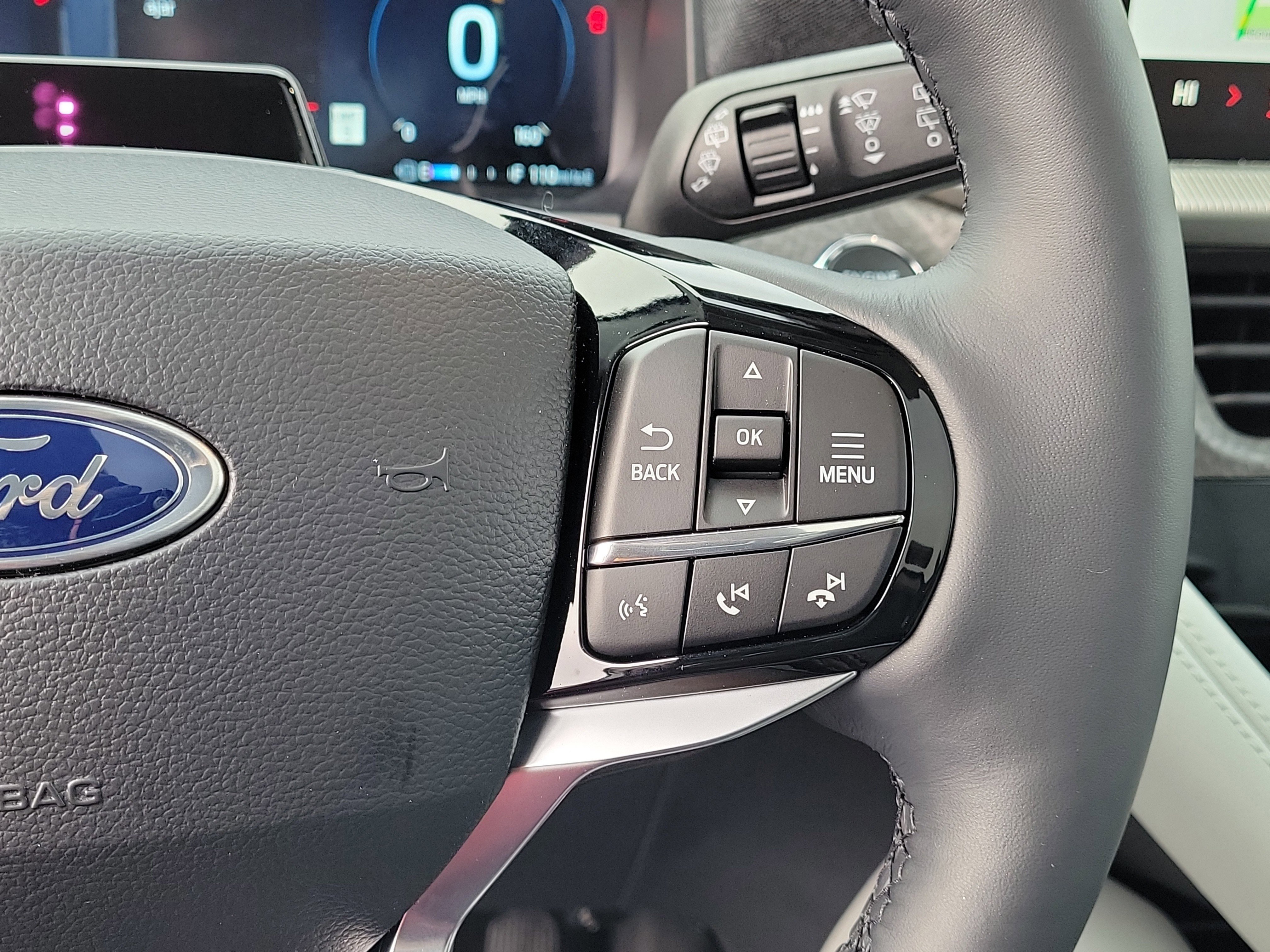 New 2026 Ford Explorer Platinum w/ LUX Leather Package image 27