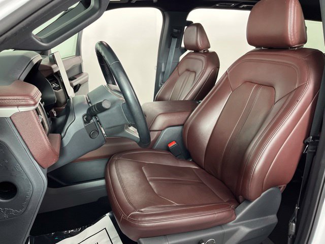Used 2024 Ford Expedition Limited RWD image 19