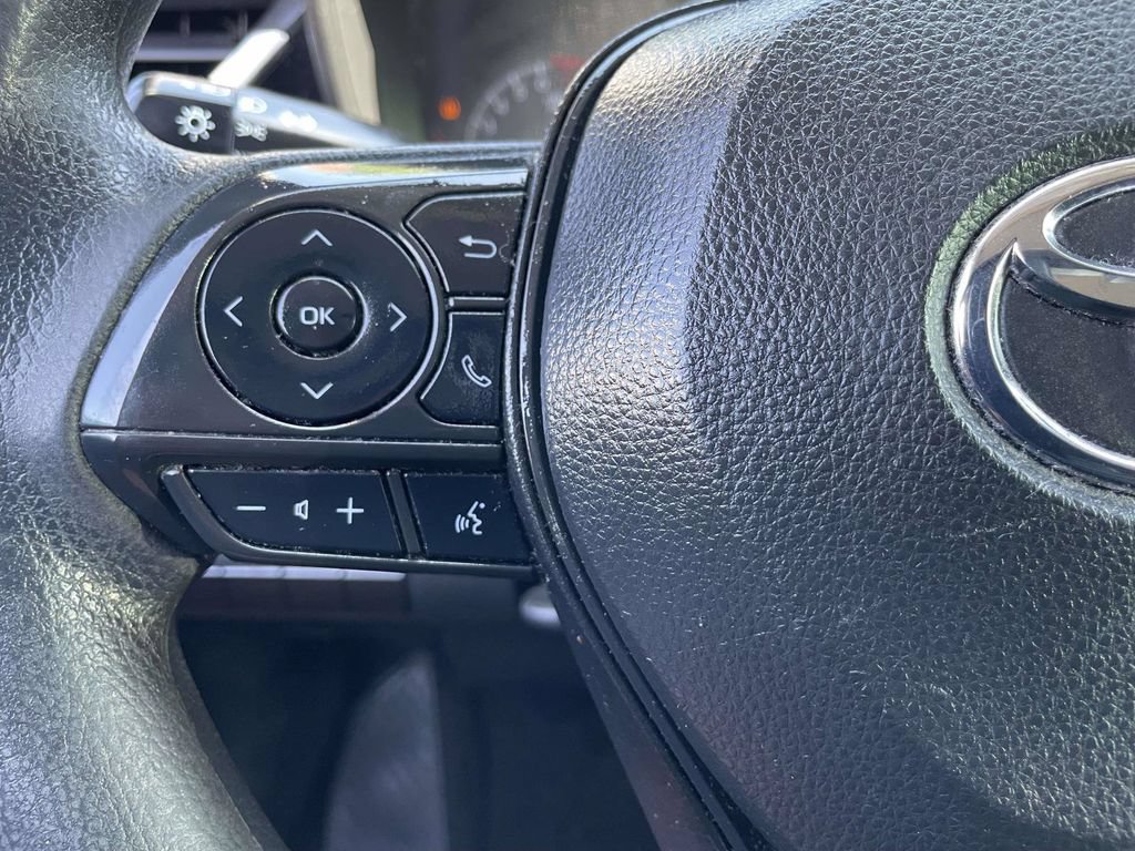 Used 2022 Toyota Corolla LE FWD image 24
