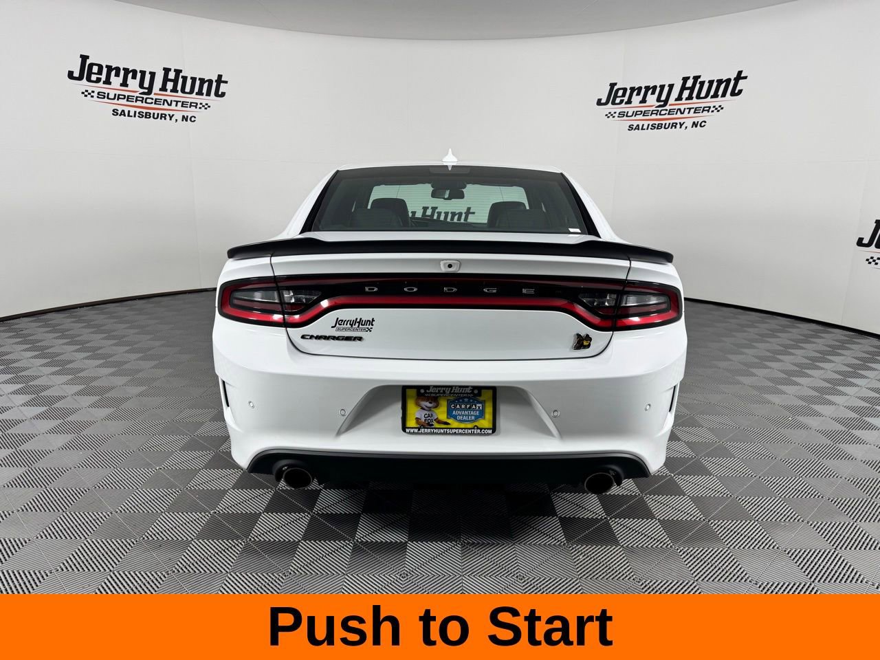 Used 2022 Dodge Charger Scat Pack w/ Dynamics Package image 8