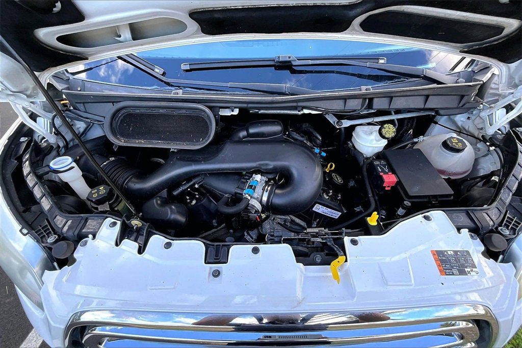 Used 2016 Ford Transit 150 XLT image 9