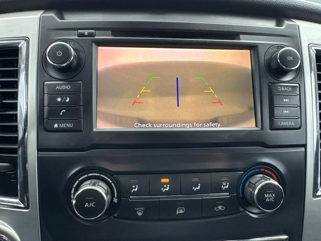 Used 2019 Nissan Titan SV AWD/4WD image 18