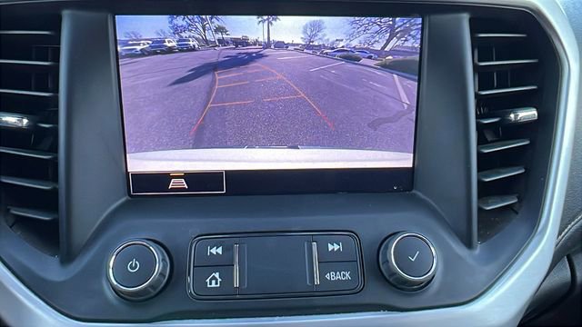 Used 2023 GMC Acadia SLT image 25