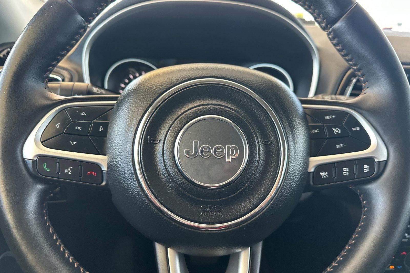 Used 2019 Jeep Compass Limited w/ Advanced Safety Group AWD/4WD image 23