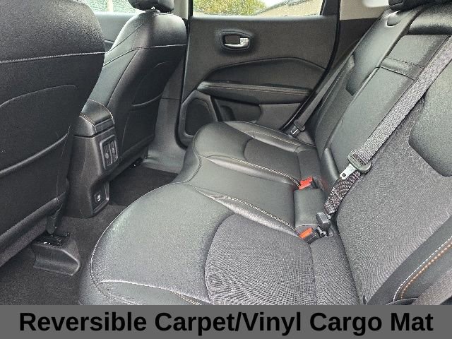 Used 2020 Jeep Compass Latitude w/ Cold Weather Group AWD/4WD image 16