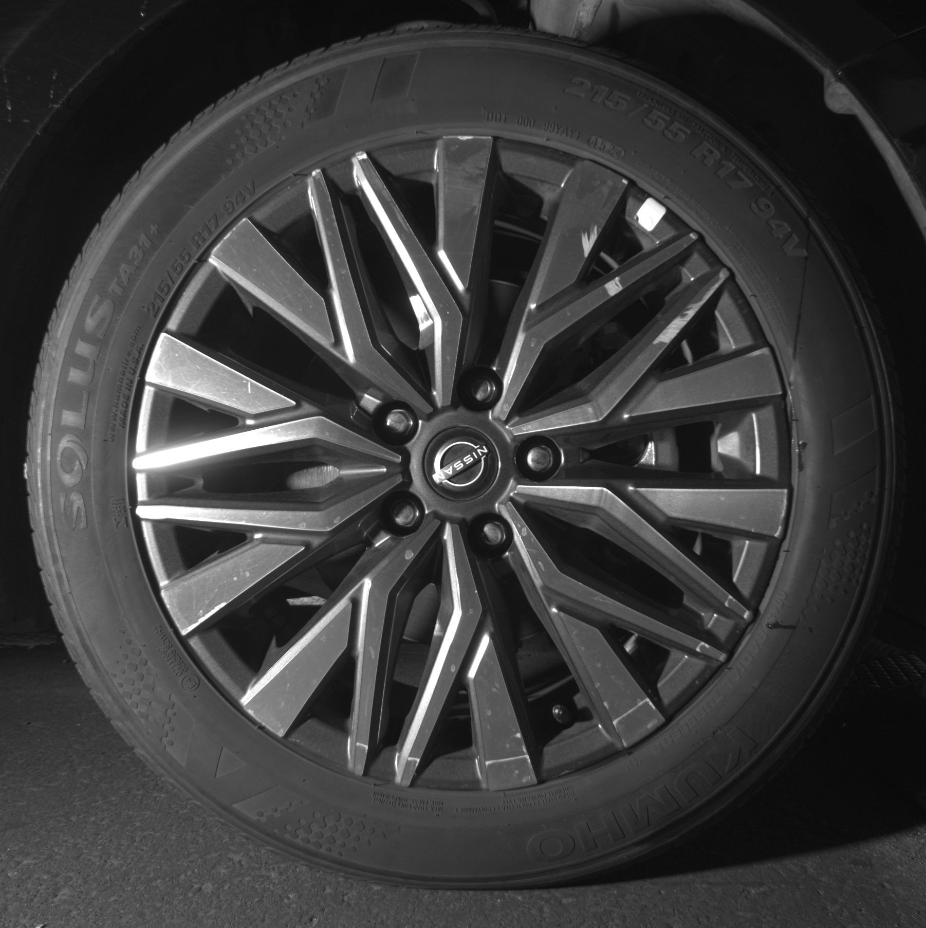 Used 2025 Nissan Altima 2.5 SV FWD image 13