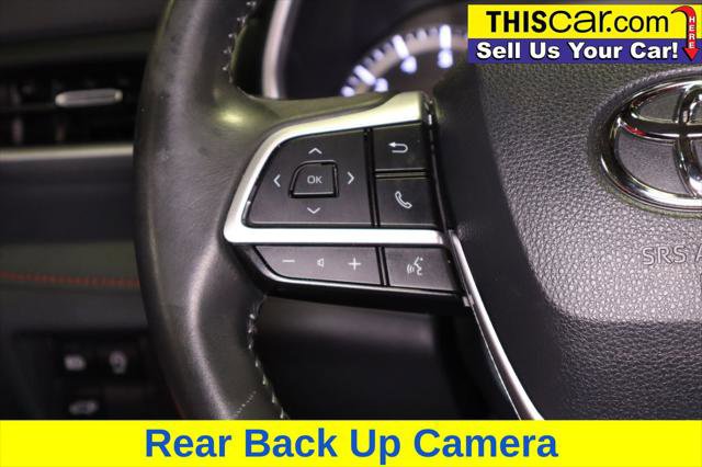 Used 2023 Toyota Highlander XSE image 19