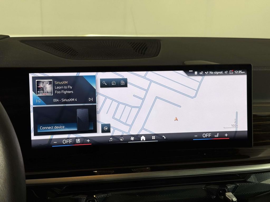 Used 2025 BMW X5 xDrive50e w/ Premium Package image 27