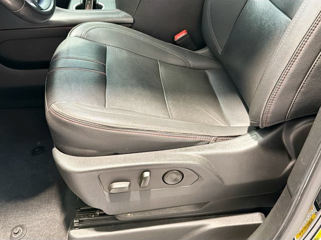 Used 2022 Chevrolet Suburban RST w/ Luxury Package AWD/4WD image 19