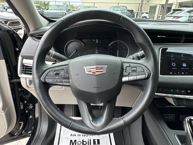 Certified 2022 Cadillac XT4 Luxury w/ Driver Awareness Package image 22