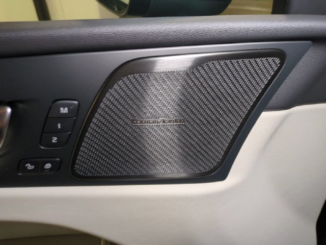New 2026 Volvo XC60 B5 Ultra w/ Climate Package PRO AWD/4WD image 25