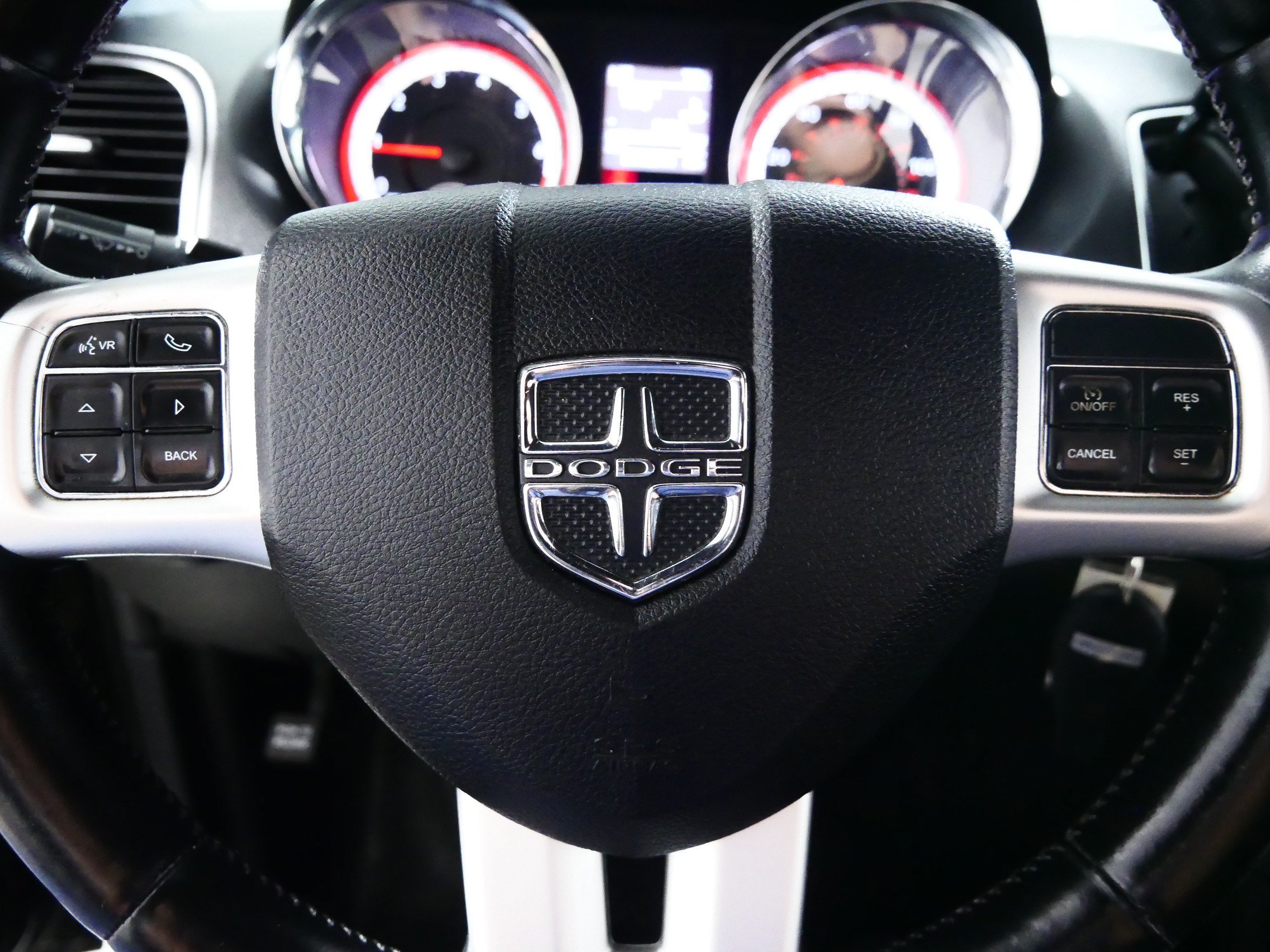 Used 2016 Dodge Grand Caravan R/T w/ Driver Convenience Group FWD image 25