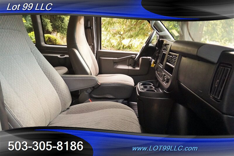 Used 2017 Chevrolet Express 3500 LT w/ LT Preferred Equipment Group RWD image 18