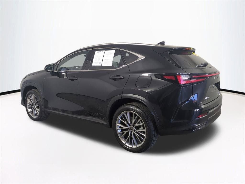 Used 2022 Lexus NX 350h AWD w/ Vision Package image 7