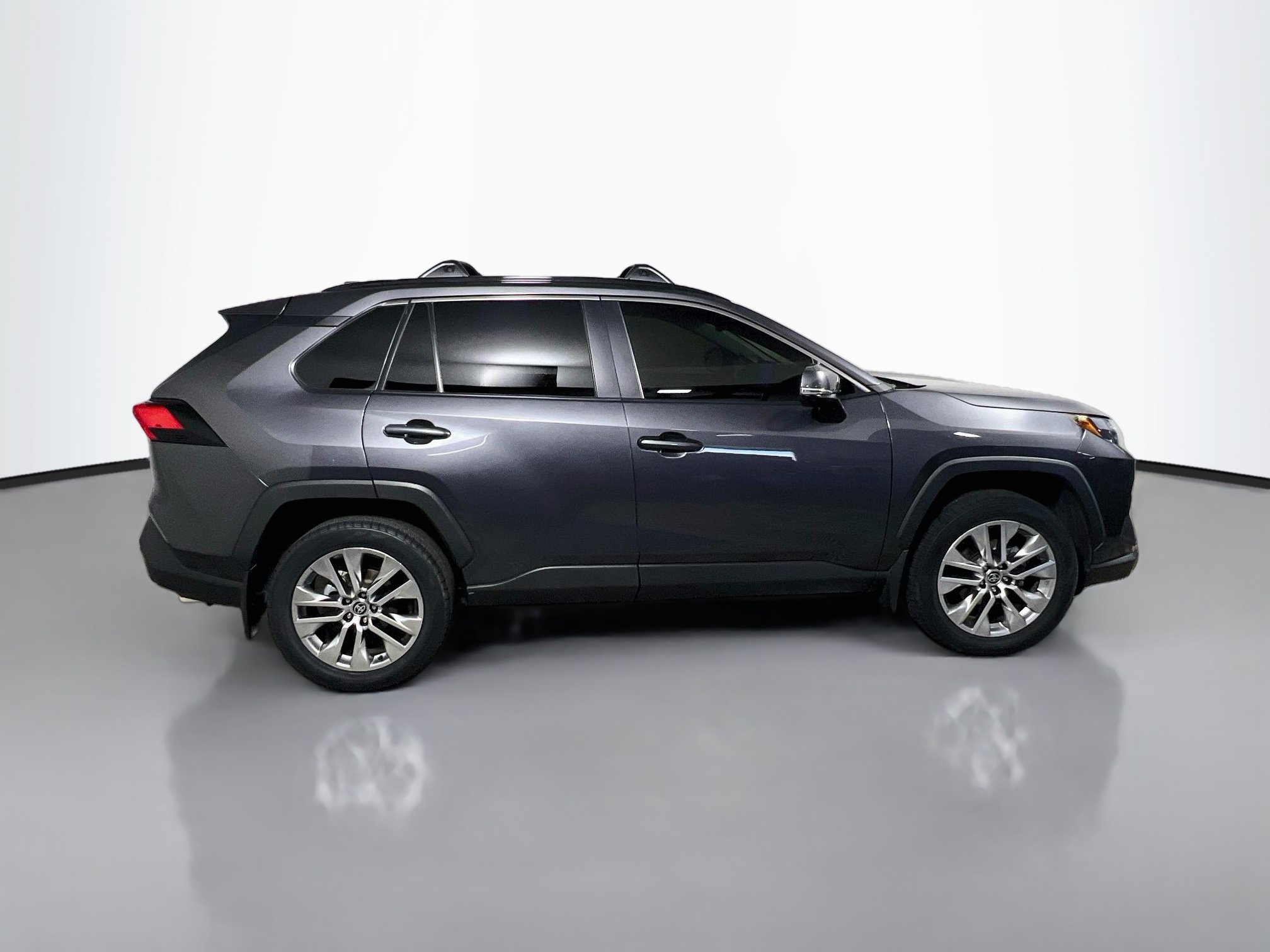 Used 2025 Toyota RAV4 XLE Premium w/ Weather Package AWD/4WD image 3