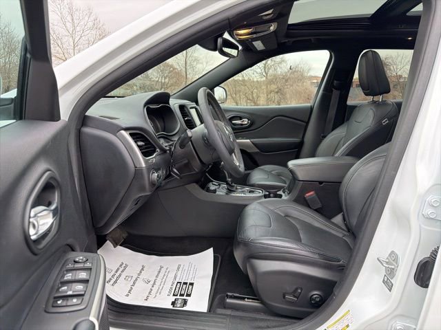 Used 2021 Jeep Cherokee Latitude Lux 80th Anniv w/ Quick Order Package 26U 80TH image 13