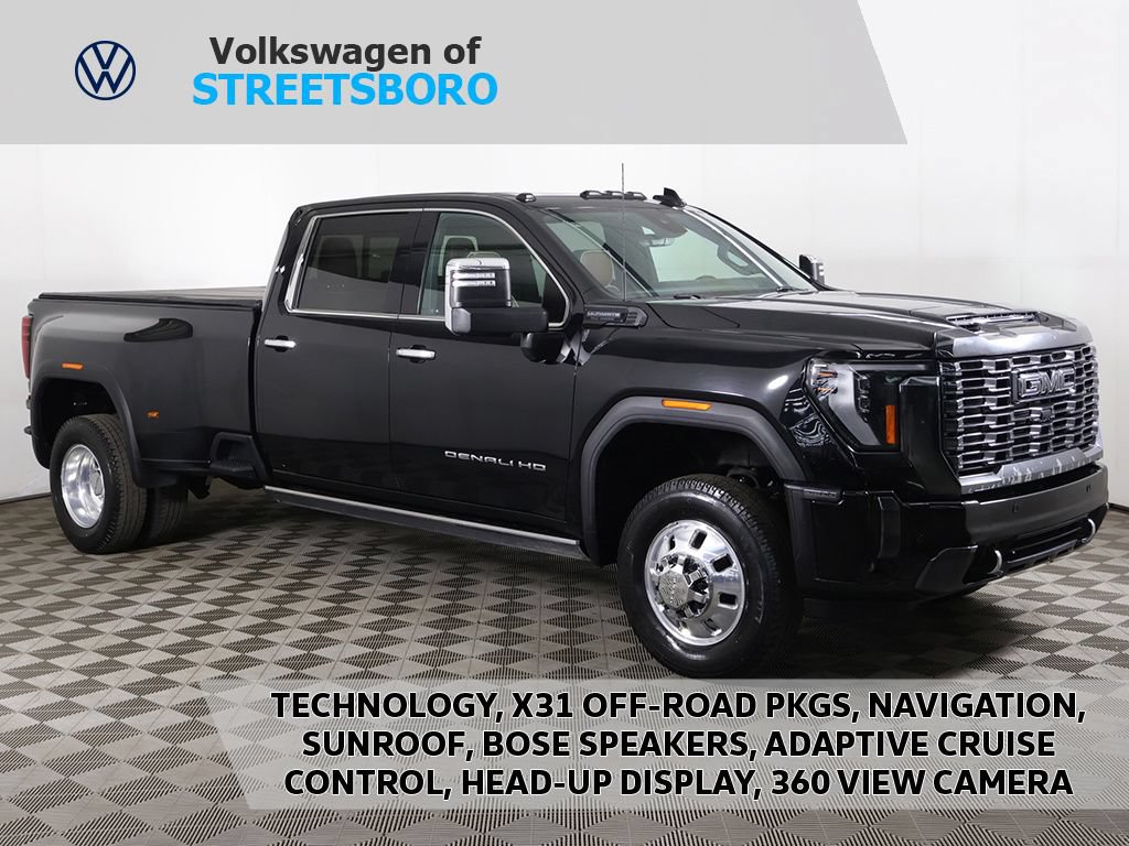 Used 2024 GMC Sierra 3500 Denali Ultimate AWD/4WD image 1