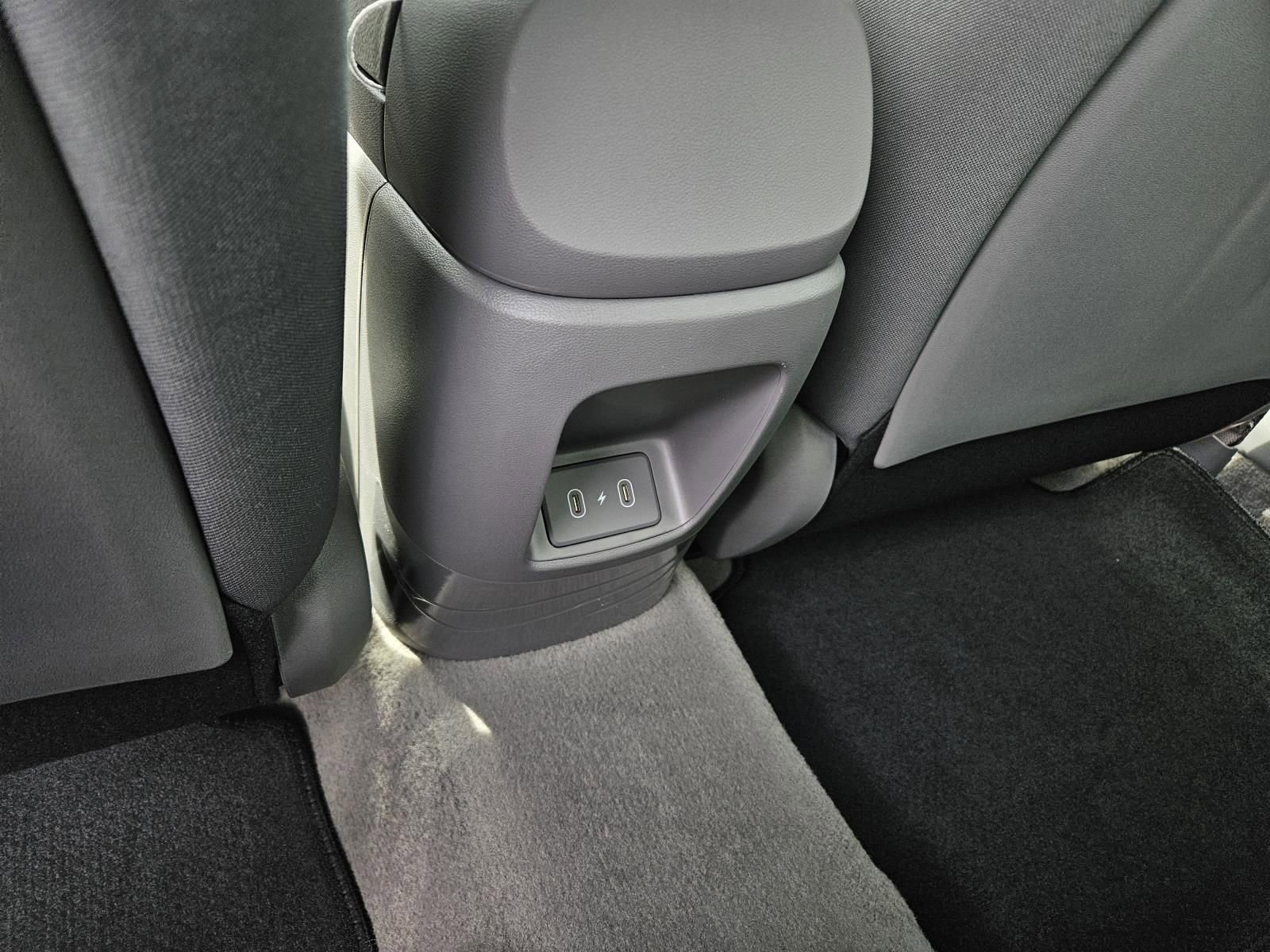 New 2026 Hyundai Elantra SE image 8