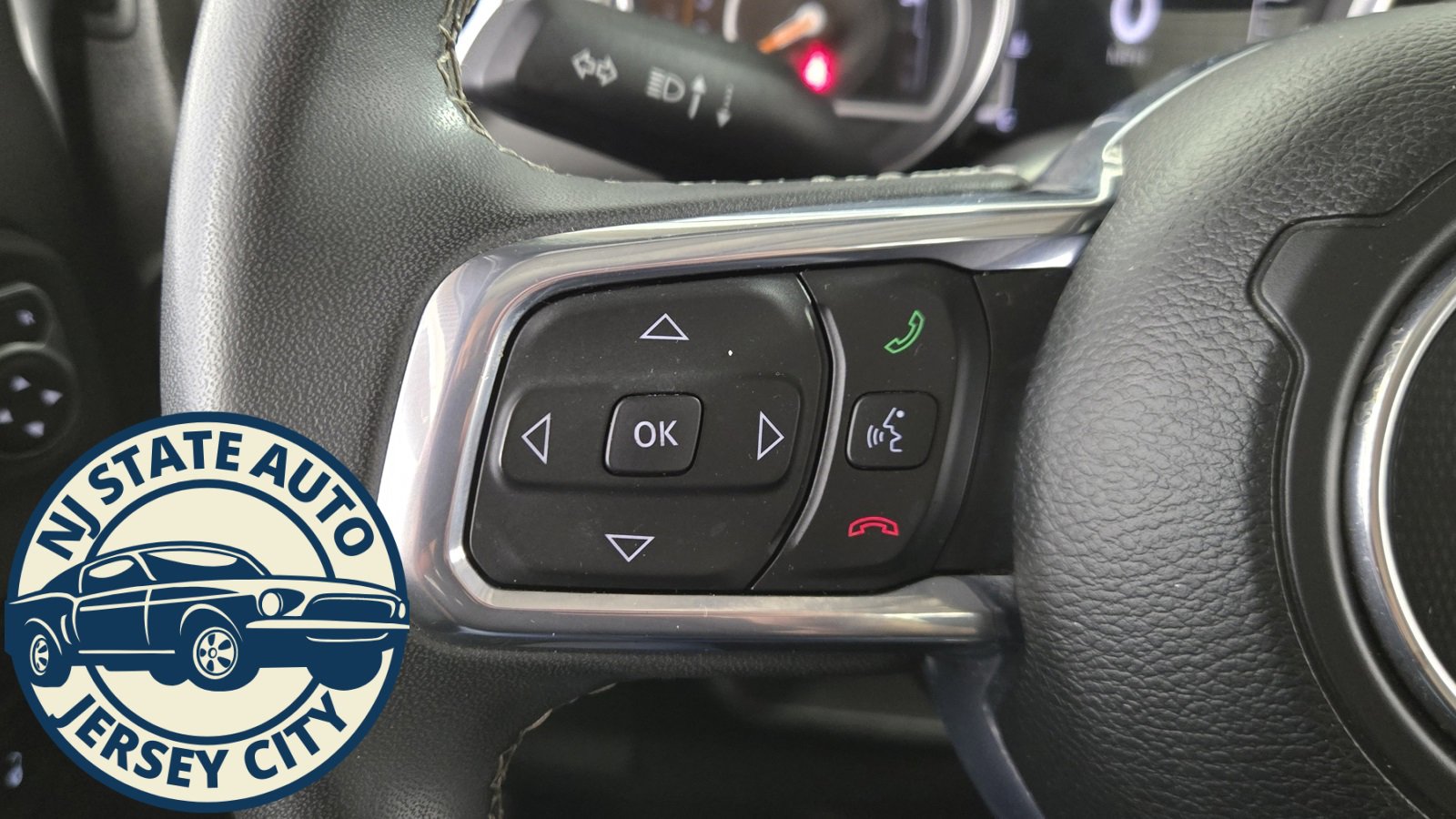 Used 2023 Jeep Gladiator Overland image 11