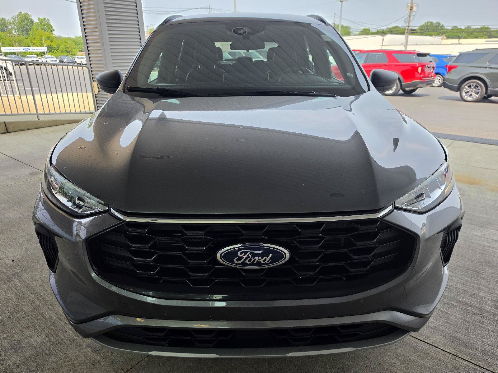 Used 2024 Ford Escape ST-Line w/ Tech Pack #1 AWD/4WD image 9