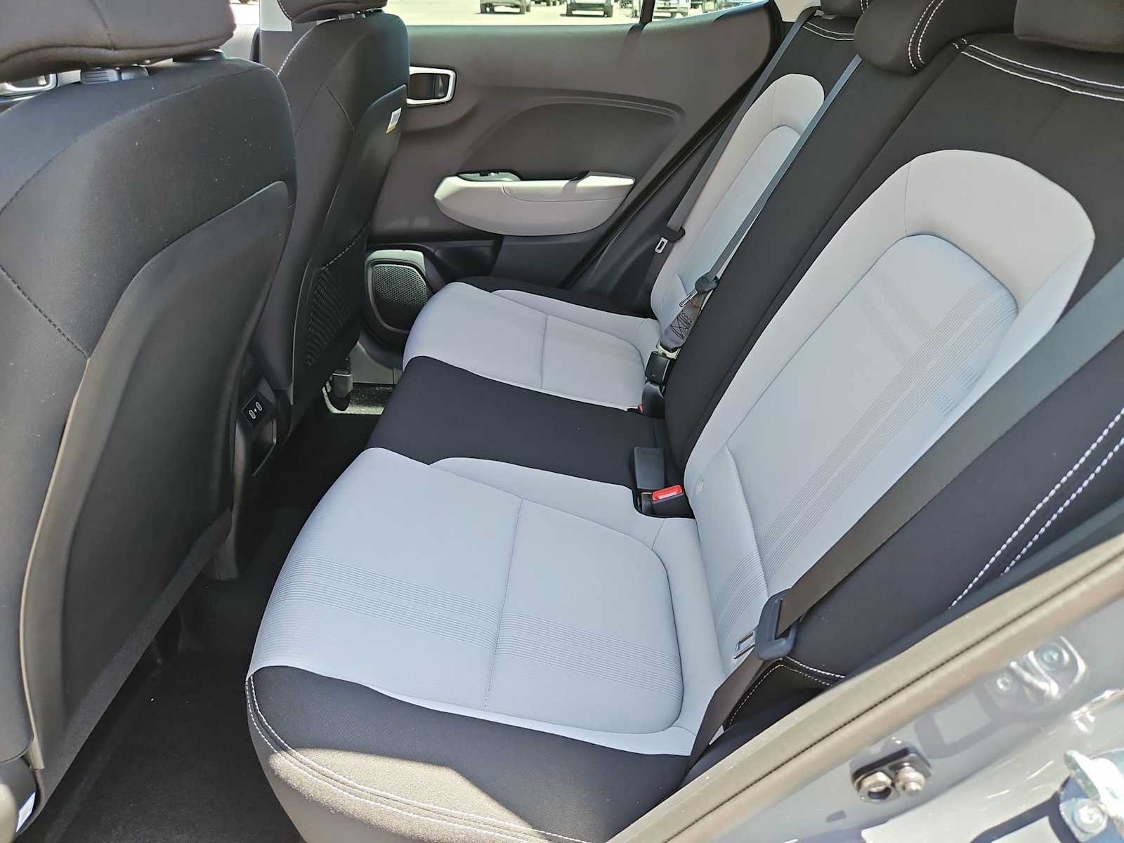Certified 2026 Hyundai Venue SEL FWD image 19