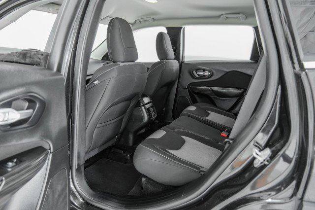 Used 2014 Jeep Cherokee Latitude image 33