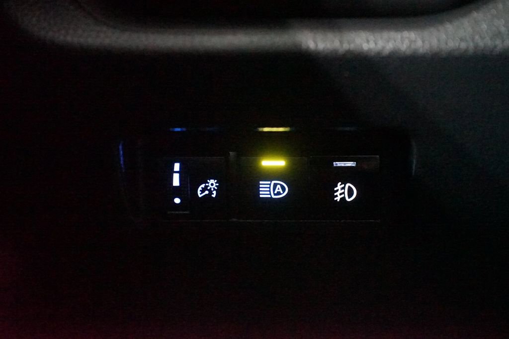 Certified 2022 Toyota RAV4 LE image 22