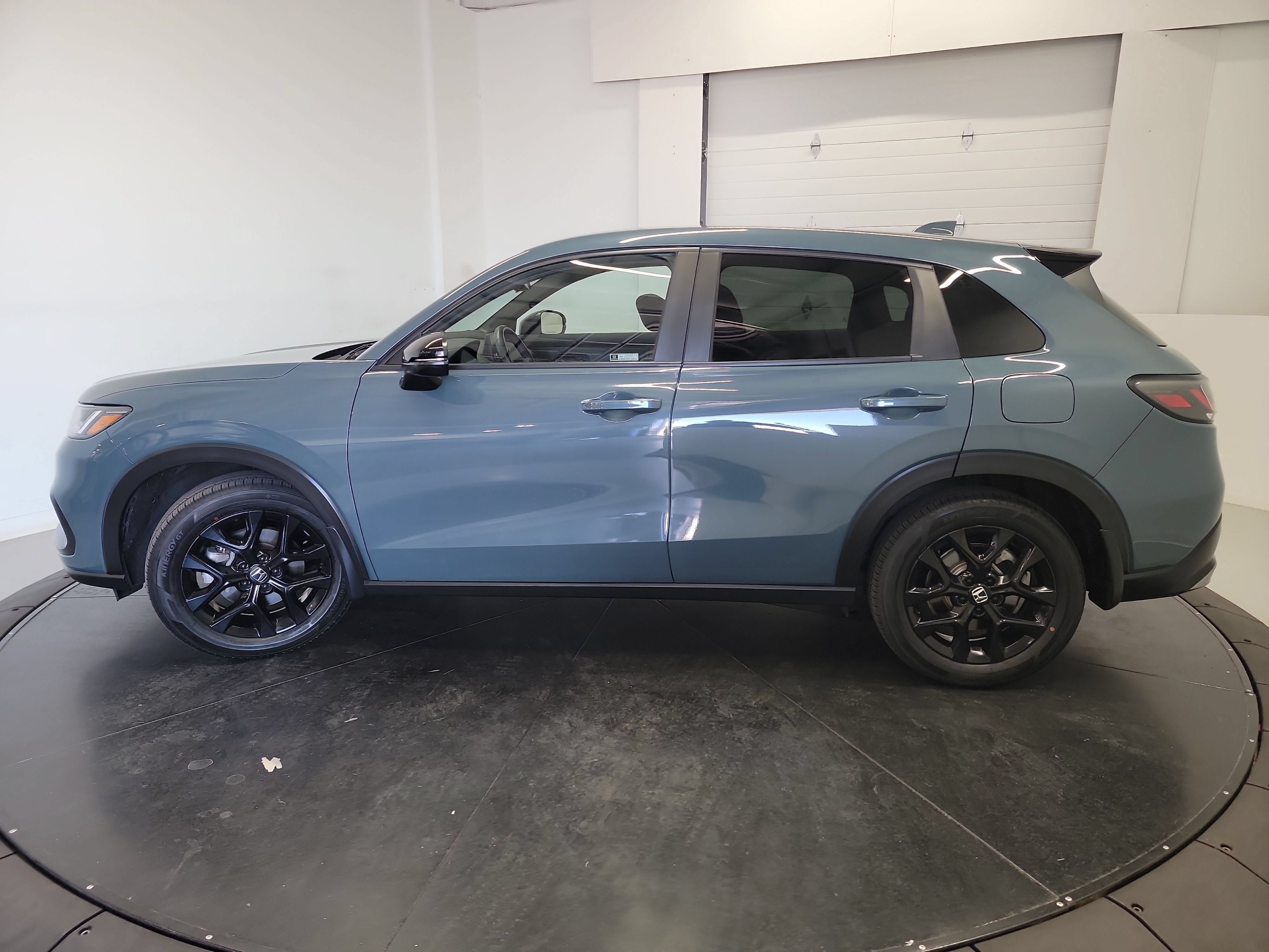Used 2024 Honda HR-V Sport image 5