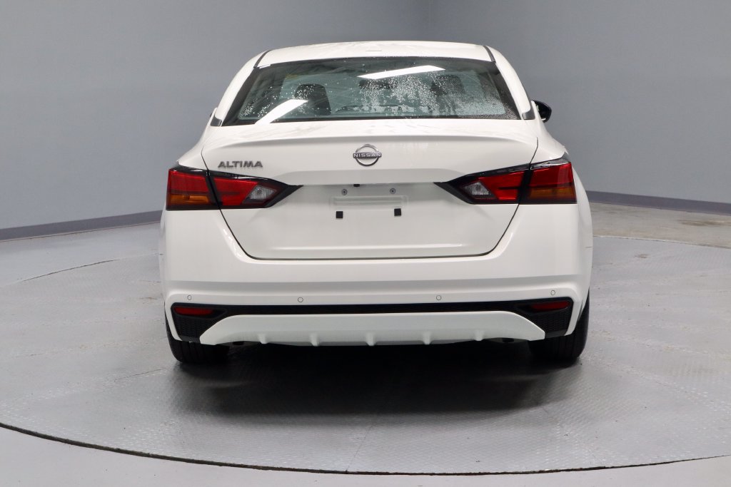 Certified 2025 Nissan Altima 2.5 S FWD image 9