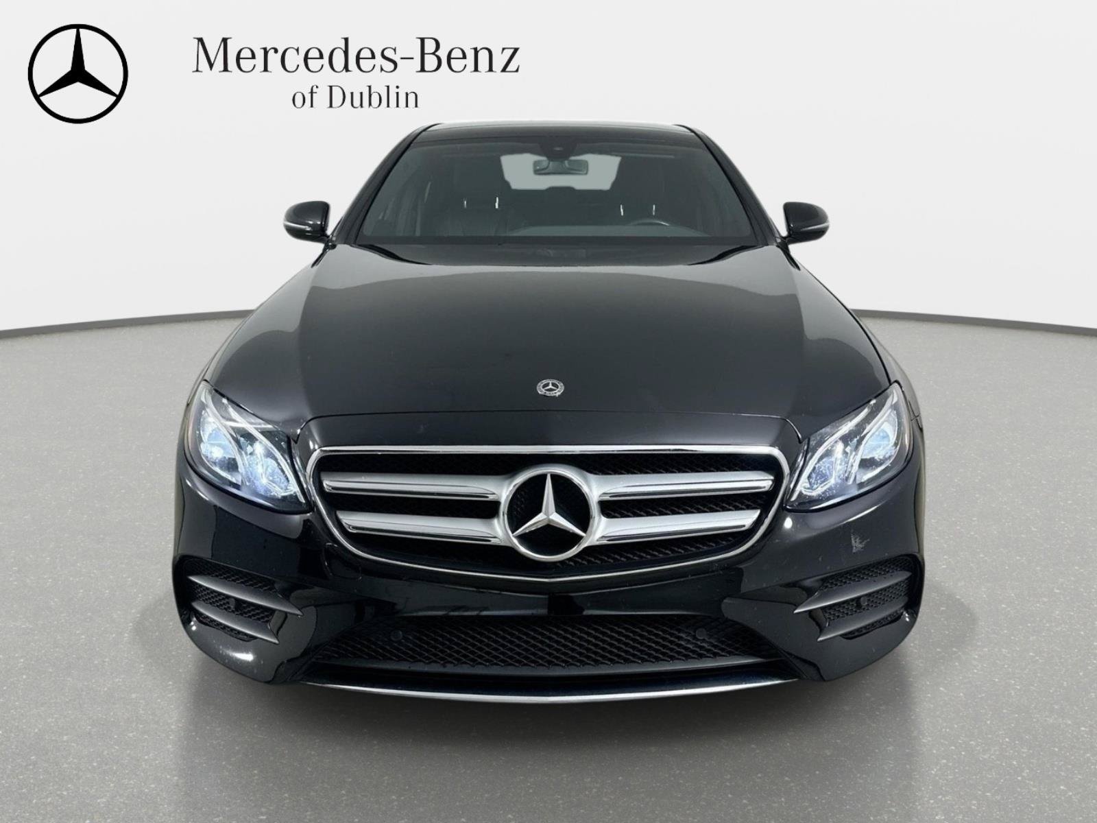 Certified 2018 Mercedes-Benz E 400 4MATIC Sedan image 2